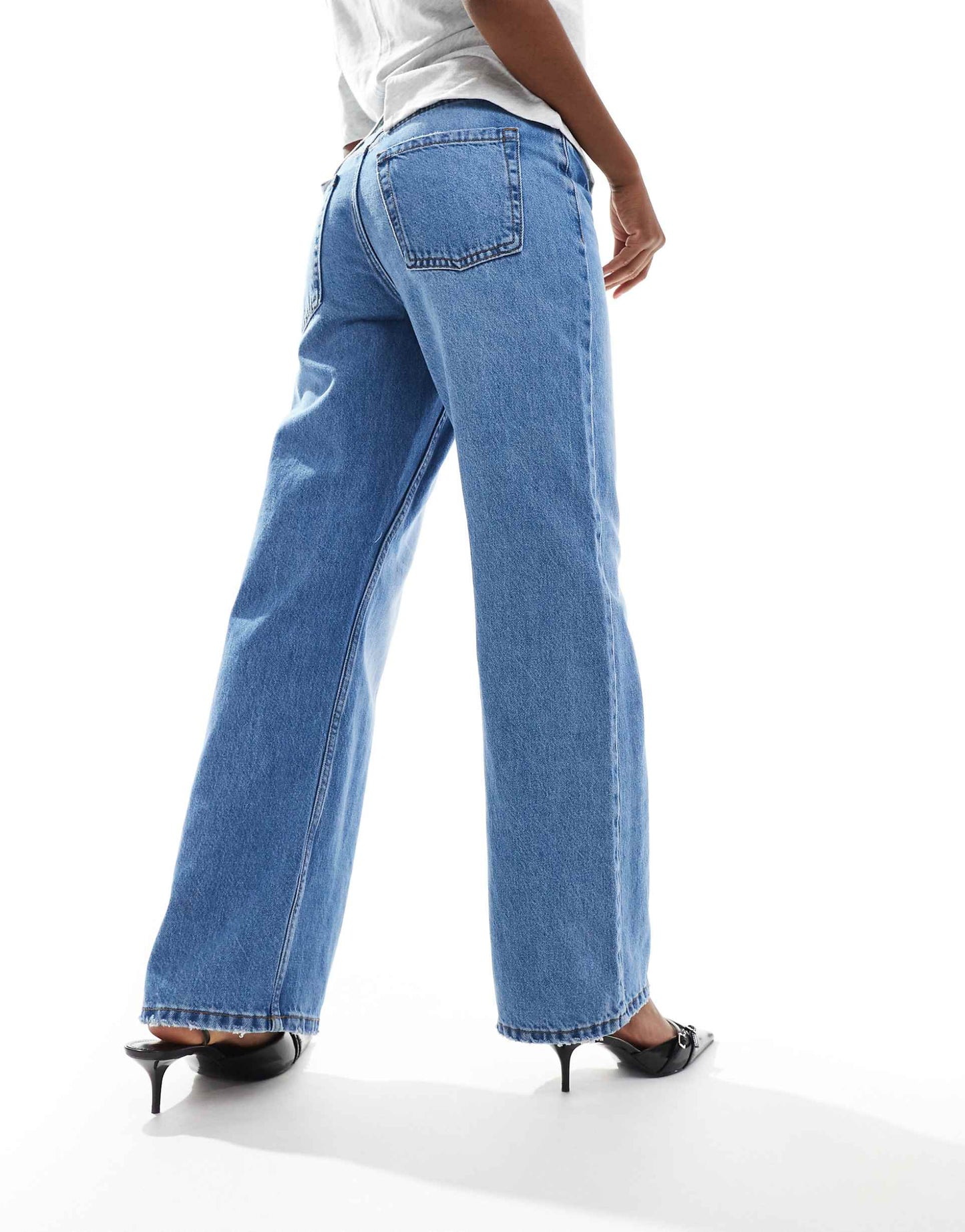 Relaxed Straight Leg Jean