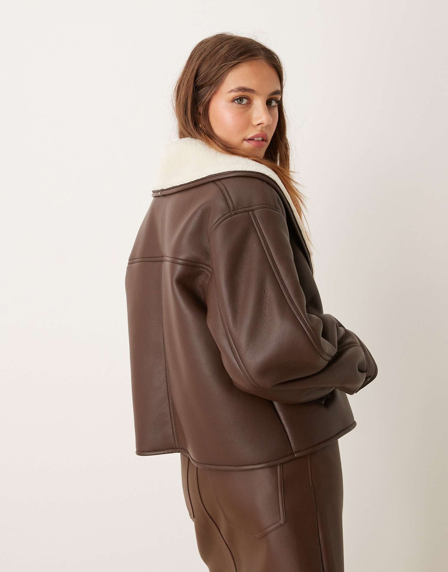 Shawl Collar Cropped Shearling Jacket