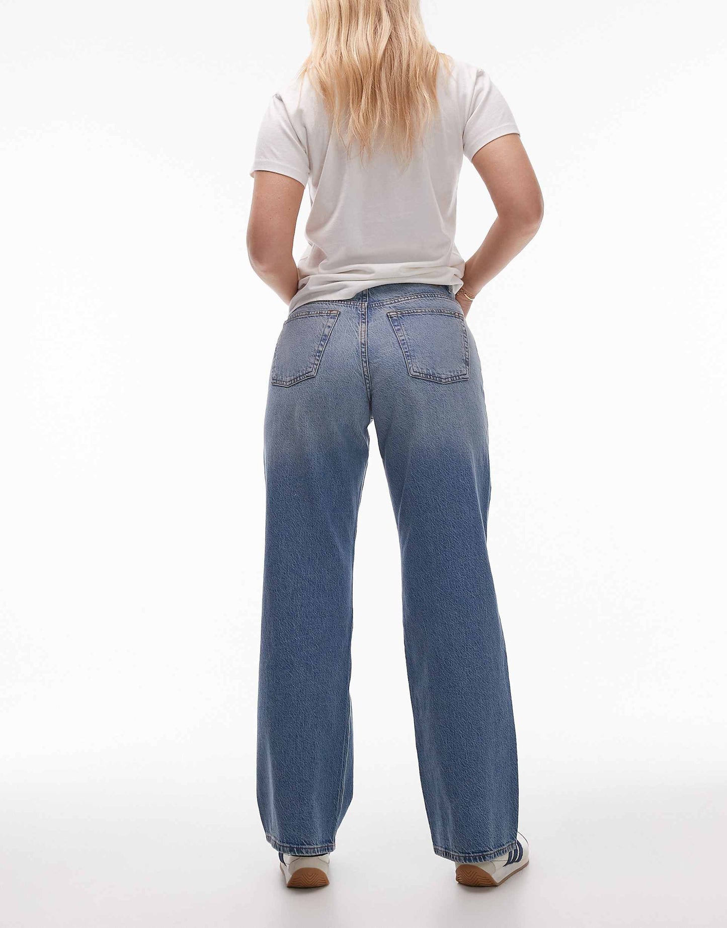 Hourglass Mid Rise Loose Fit Straight Jeans