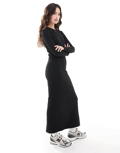 Ribbed Maxi Dress