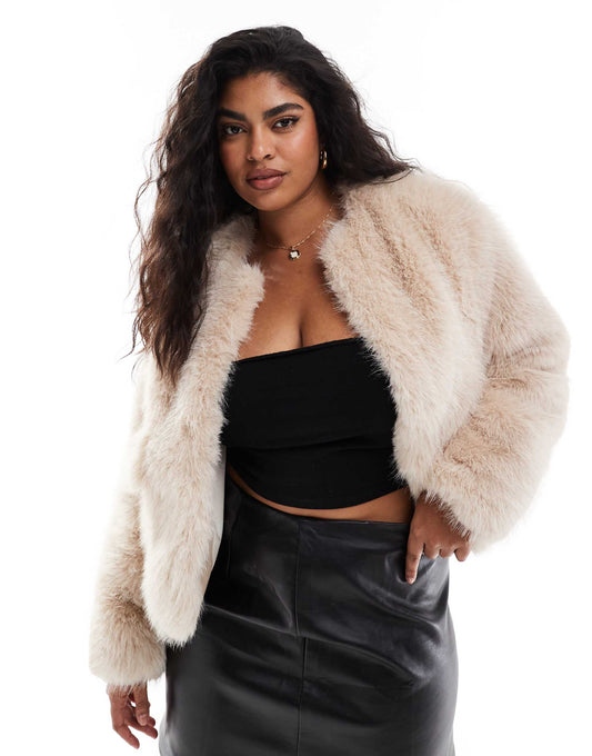 Plus Cropped Faux Fur Pocket Detail Jacket