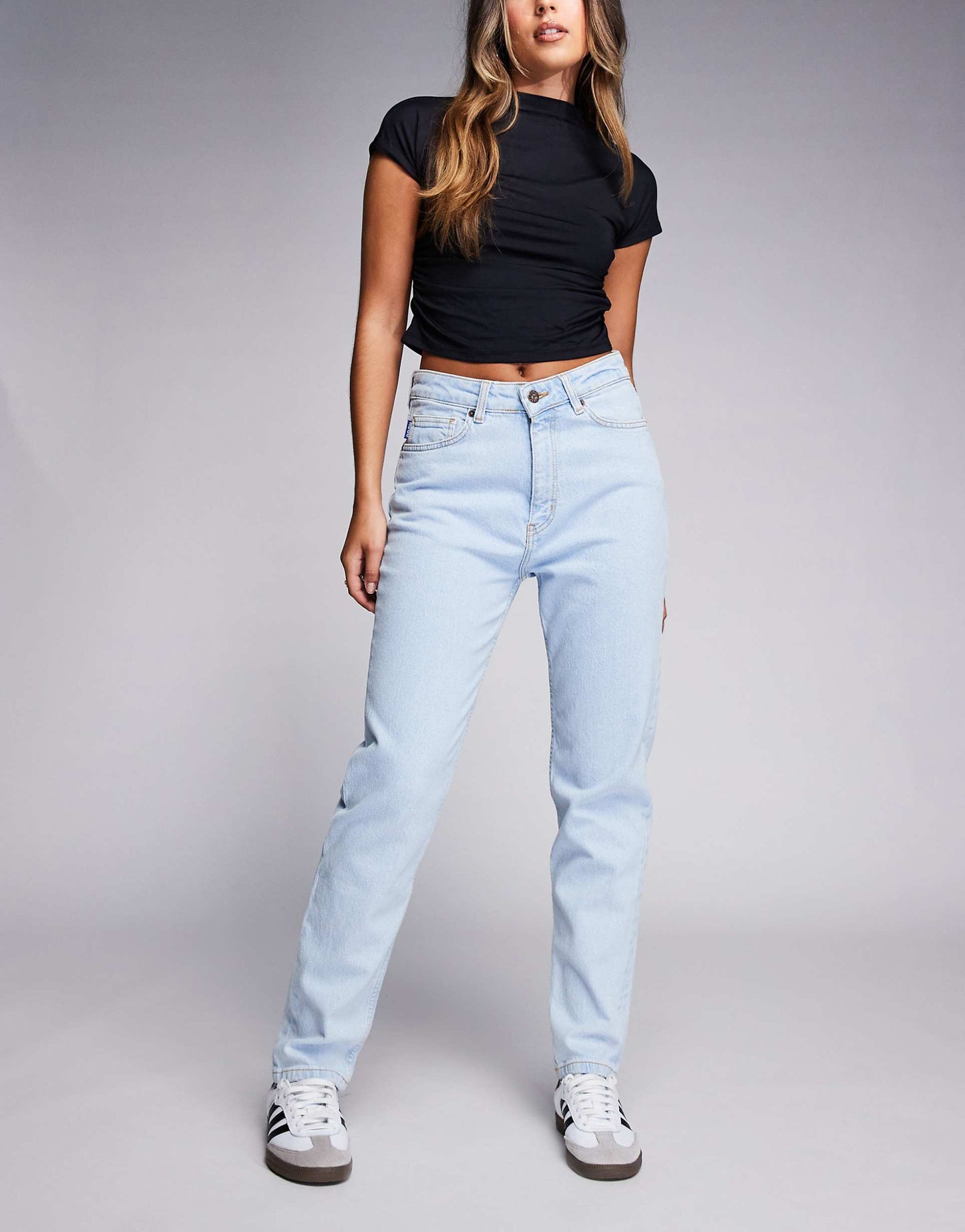 Noe Mom Jeans