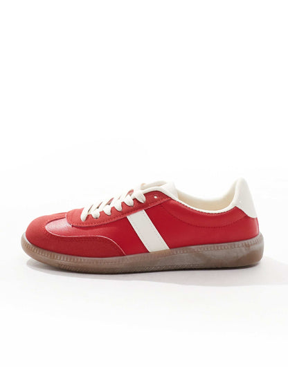Cally Wide Fit Trainer With Gum Sole