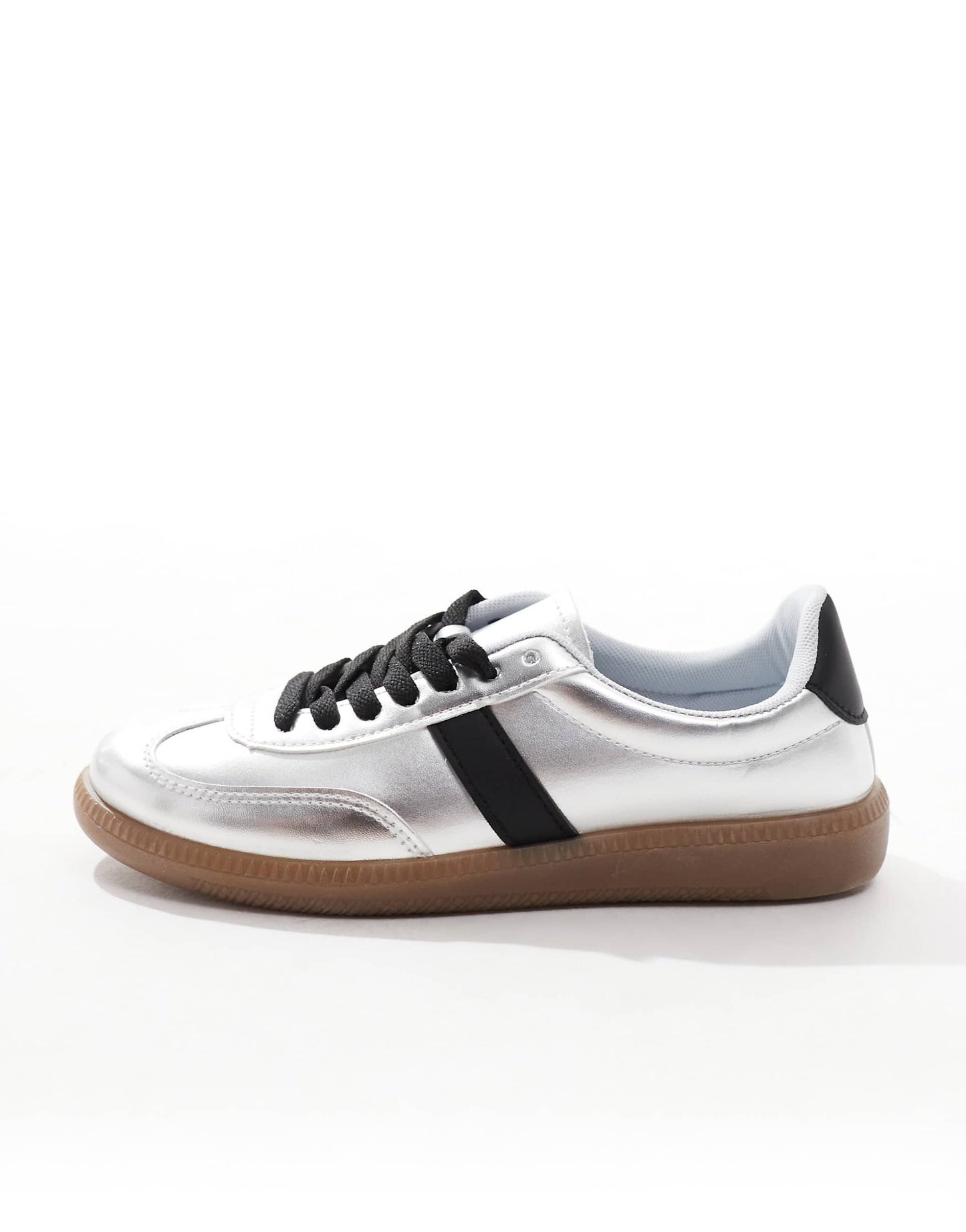 Cally Wide Fit Trainer With Gum Sole