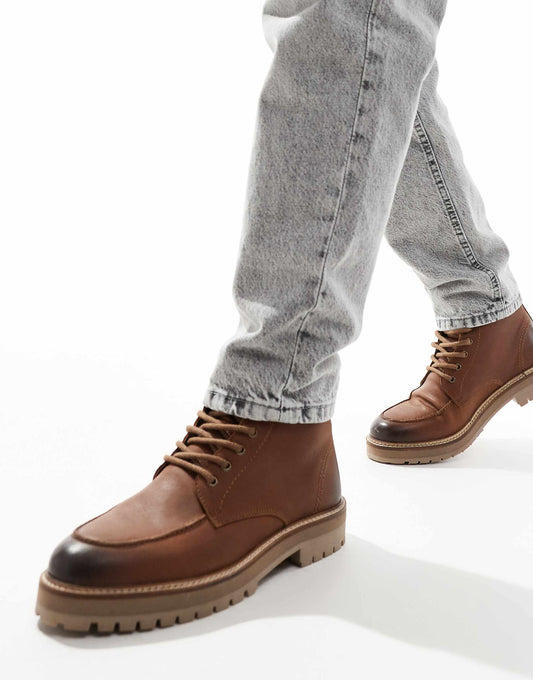 Django Chukka Boots