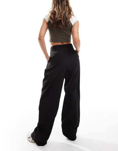 Tailored Wide Leg Trouser