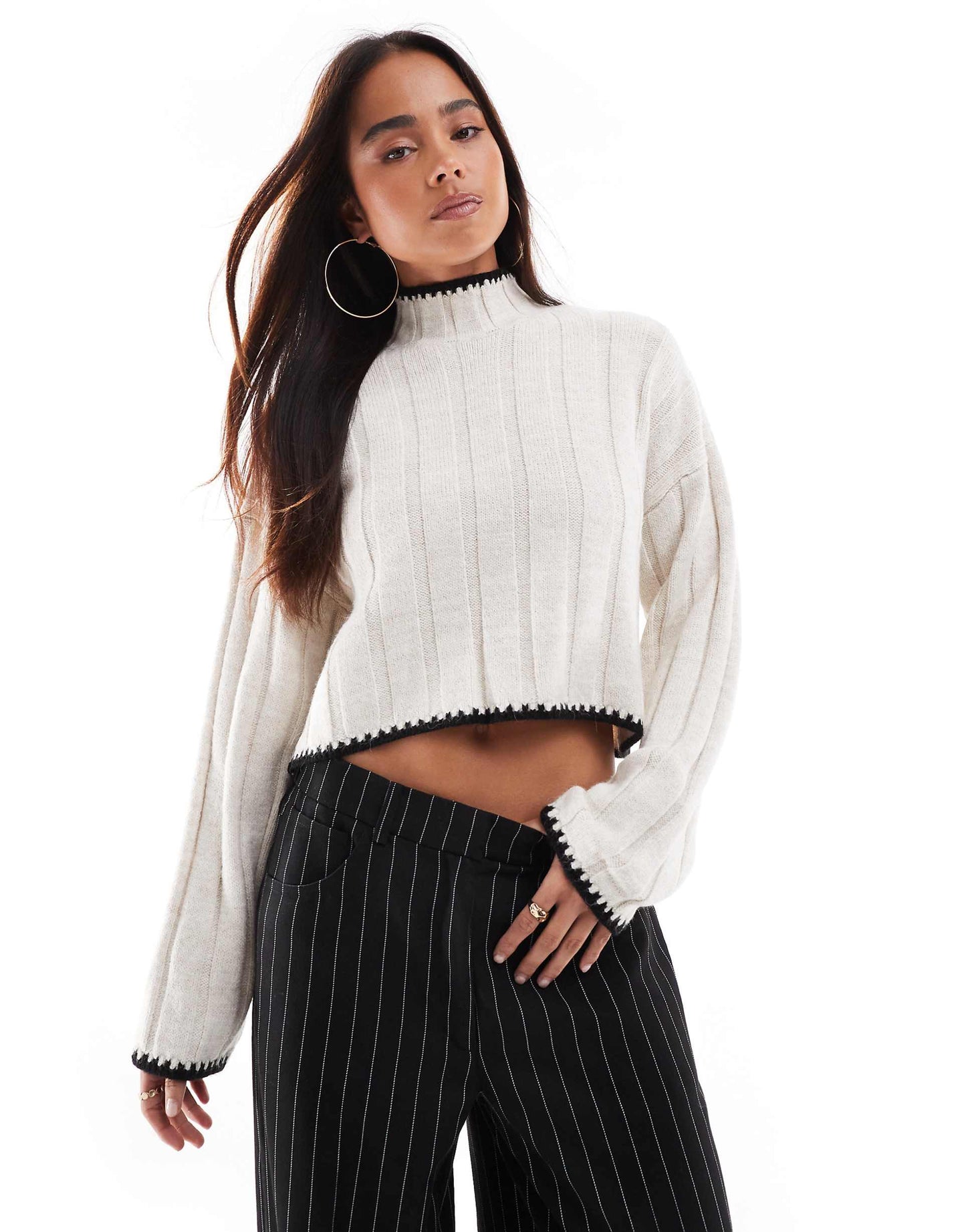 Contrast Trim Knitted Cropped Jumper