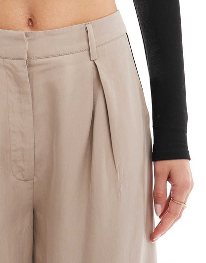 Tall Pleat Detail Contrast Panel Trouser