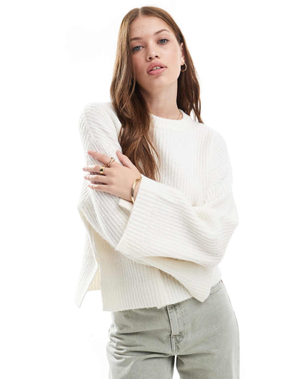 Fluffy Cropped Ribbed Jumper