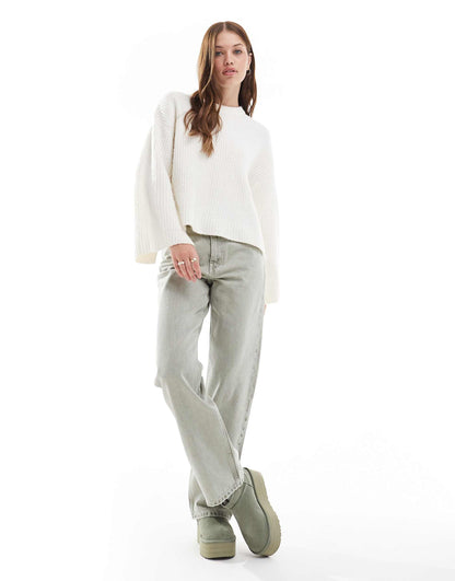Fluffy Cropped Ribbed Jumper