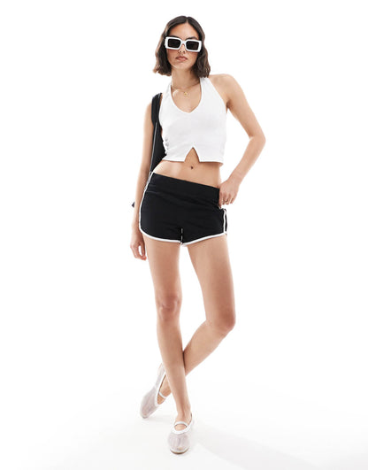 Ribbed Halterneck Top