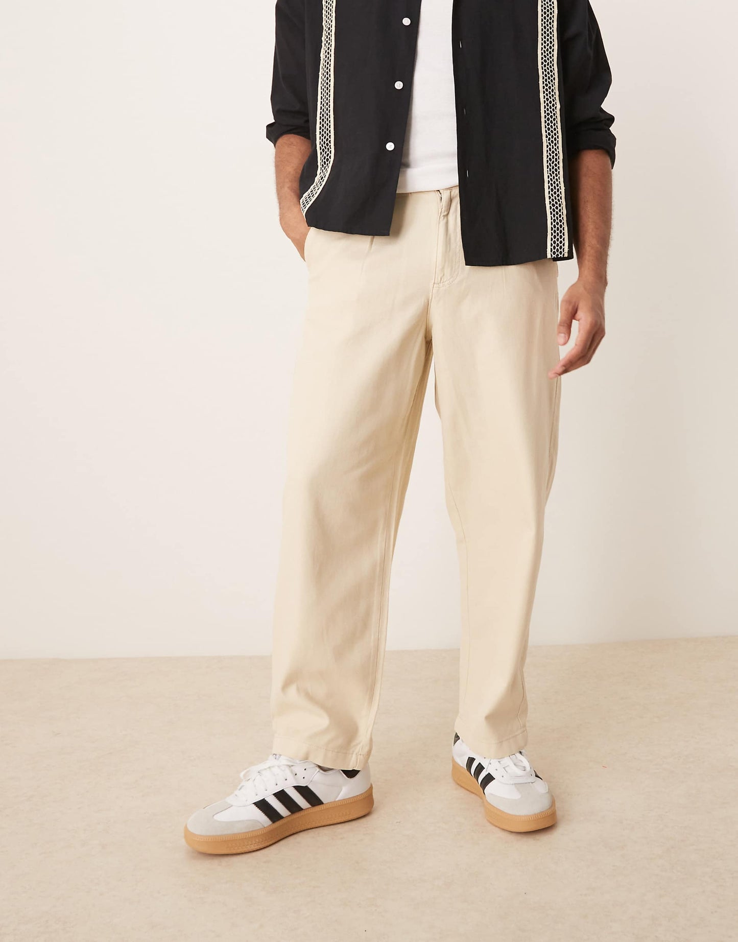 Wide Fit Pleated Trouser
