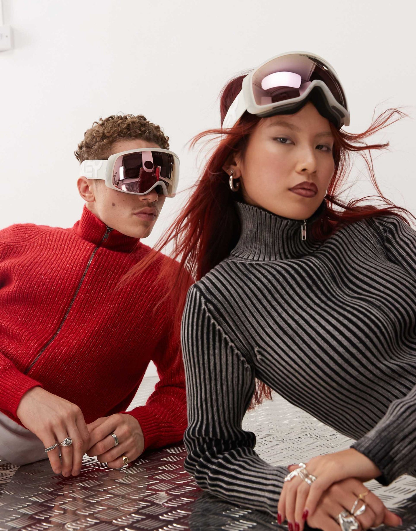Flight Tracker Ski Goggles