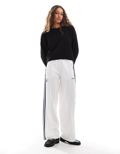 Round Neck Relaxed Knitted Sweater