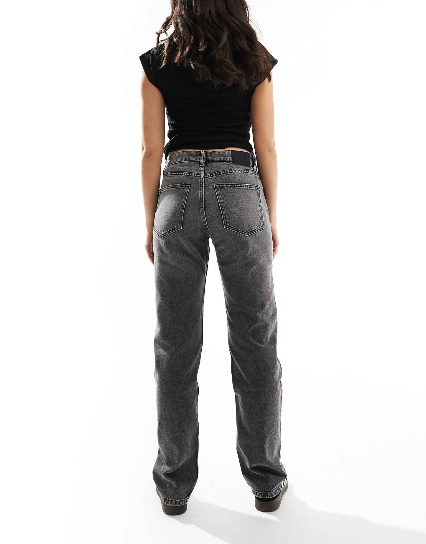 Mid Rise Straight Leg Jean