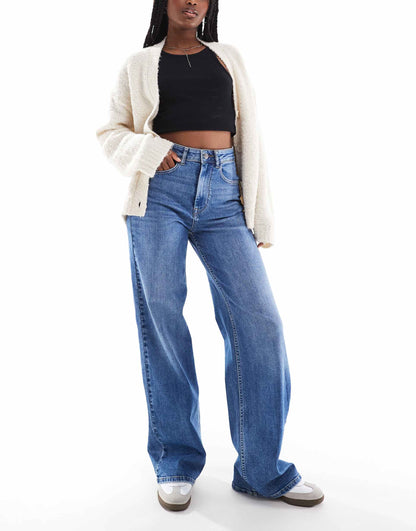 Hannah Extra High Waist Wide Leg Jeans