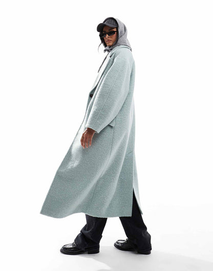 Chuck On Cosy Boucle Coat