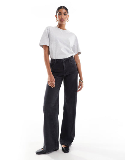 Hotfix Wide Leg Jean
