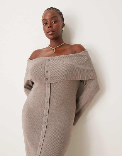 Pretty Lavish Curve Button Knit Maxi Dress