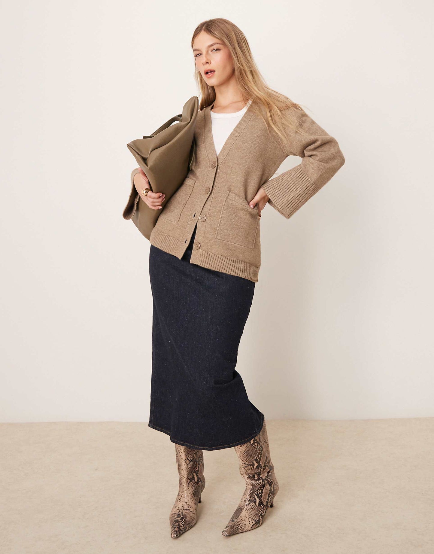 Chunky Cuff Knit Cardigan