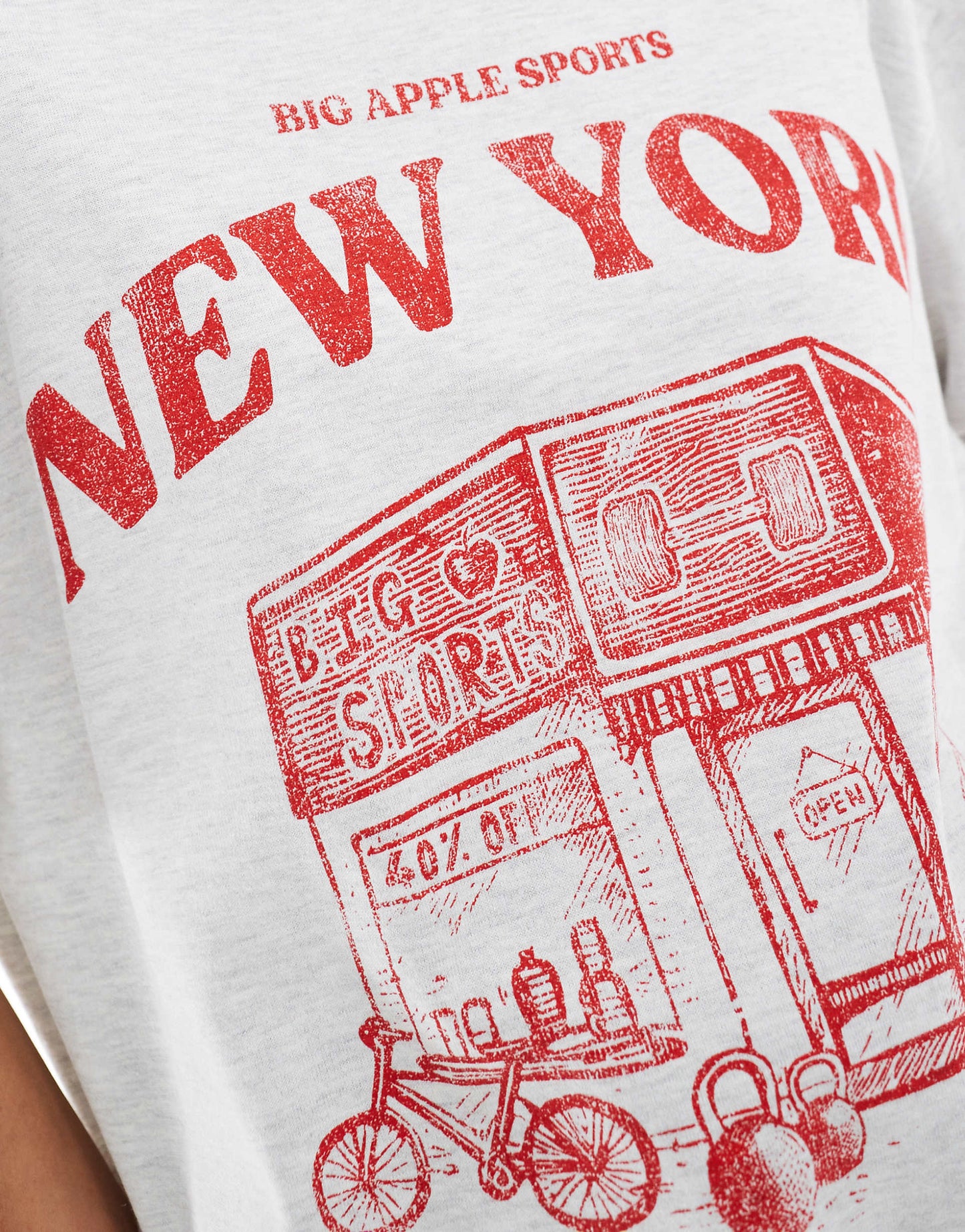 Boyfriend Fit T-Shirt With Red New York Sports Graphic