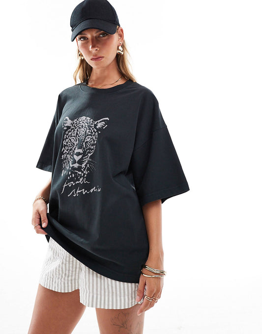 Catwalk Leopard Motif T-Shirt