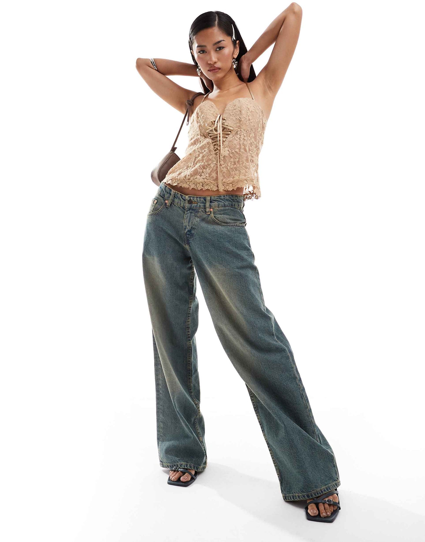 Roomy Wide Leg Low Rise Jeans