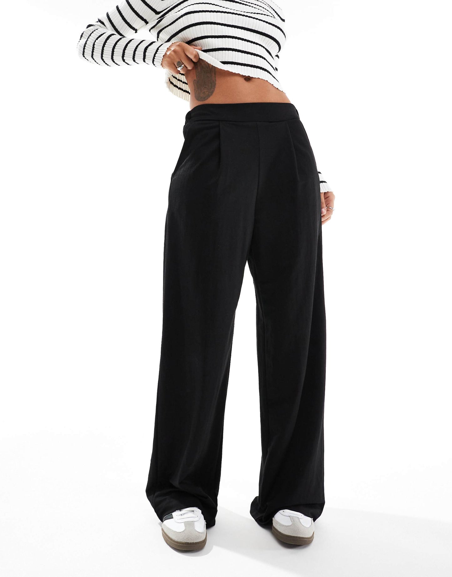 Pleat Front Wide Leg Trousers