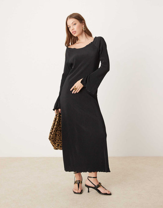 Bell Sleeve Plisse Maxi Dress