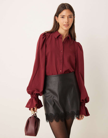 Volume Sleeve Ruffle Soft Cuff Shirt