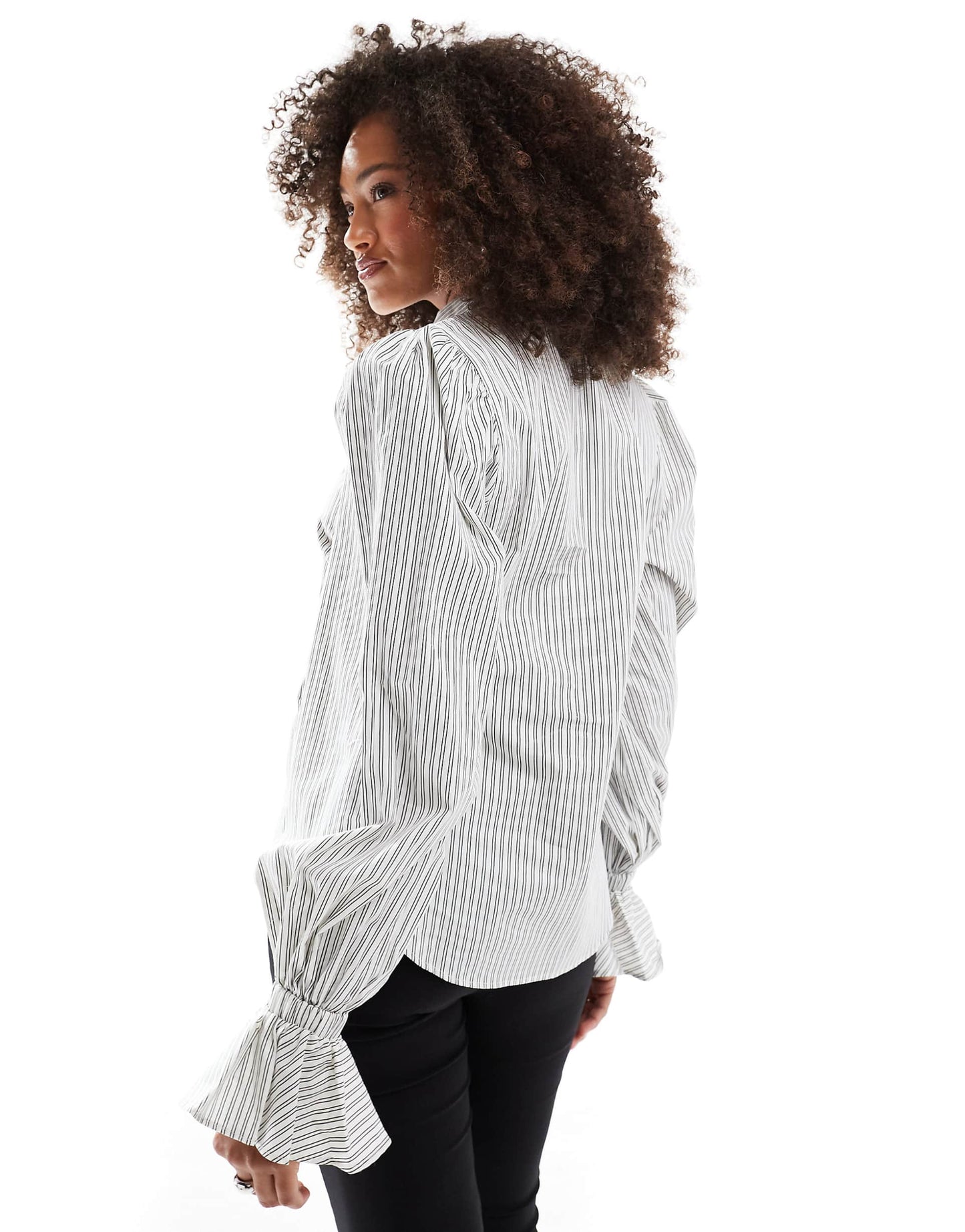 Cotton Volume Sleeve Ruffle Cuff Shirt