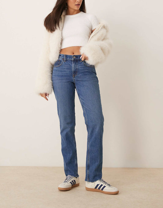 Curve Love Mid Rise Straight Leg Jeans