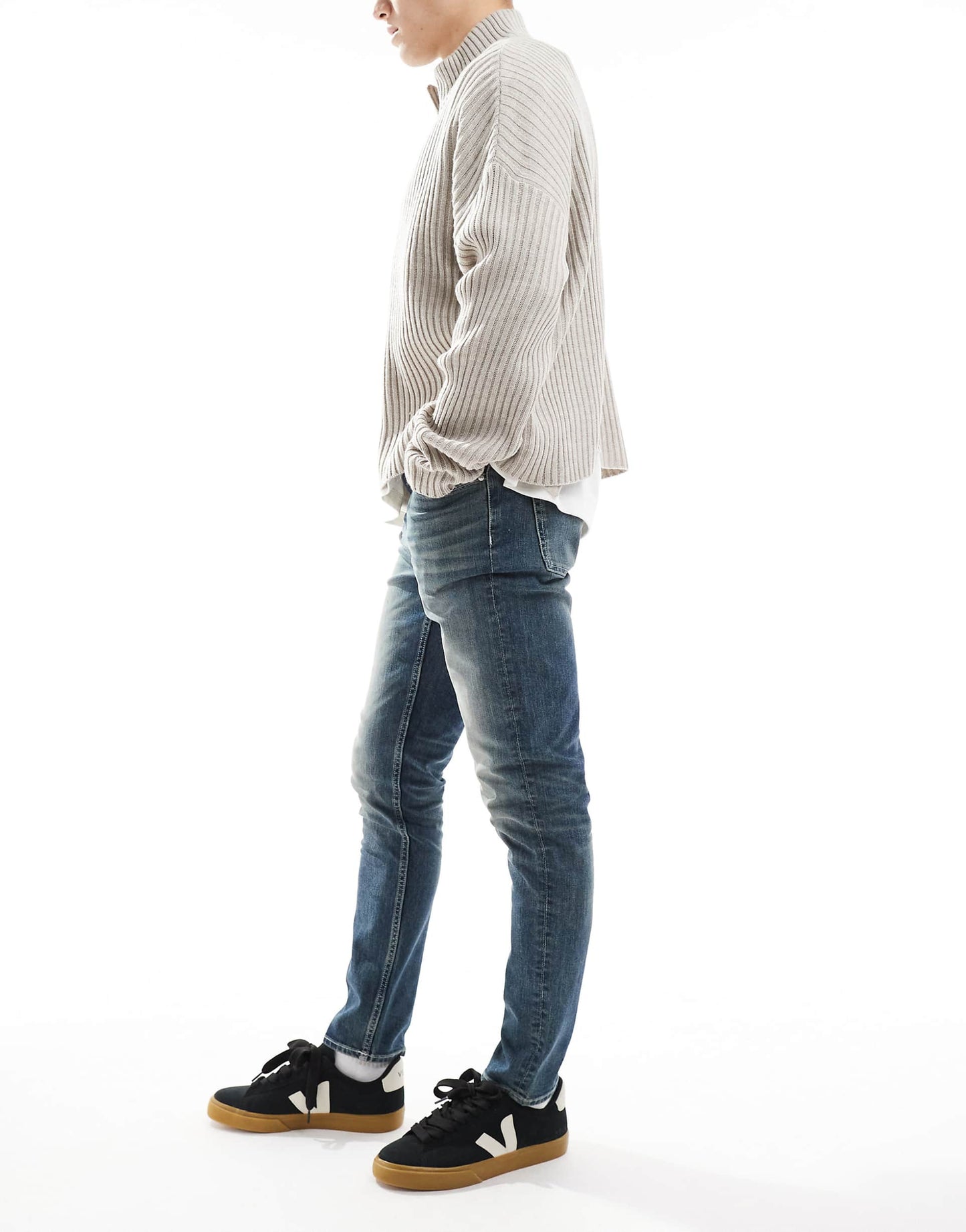 Skinny Jeans With Green Tint