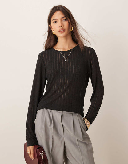 Long Sleeve Laddered Top