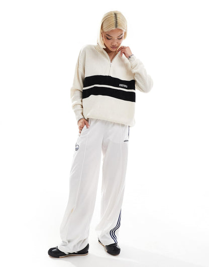 Beige Quarter Zip Pull-Over Jumper With Embriodered Oxford