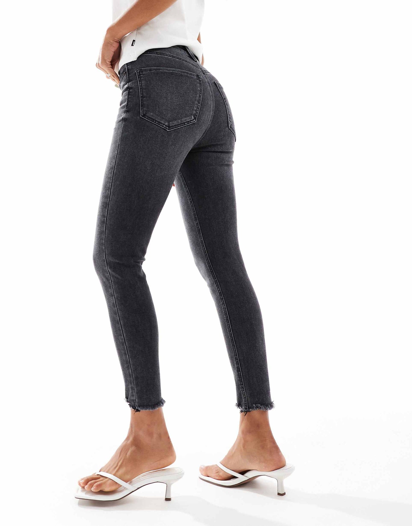 Super Skinny Jean With Frayed Hem