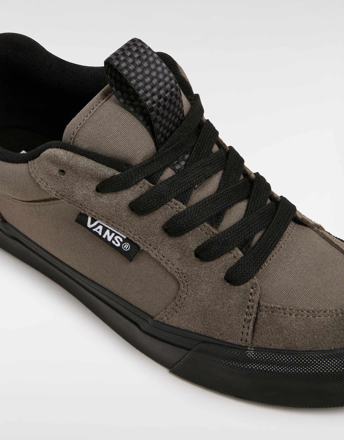 Chukka Push Trainers