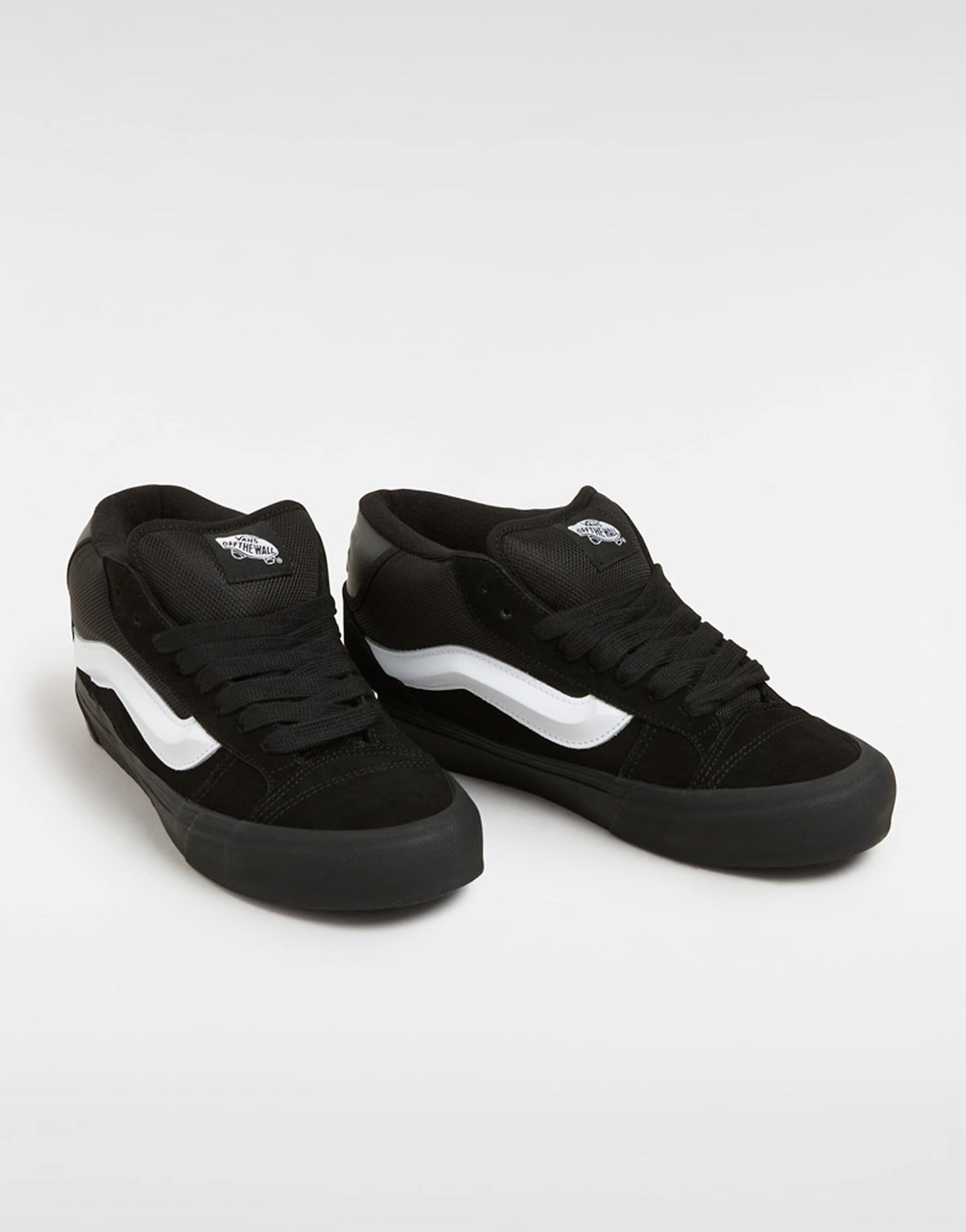 Knu Skool Mid Trainers
