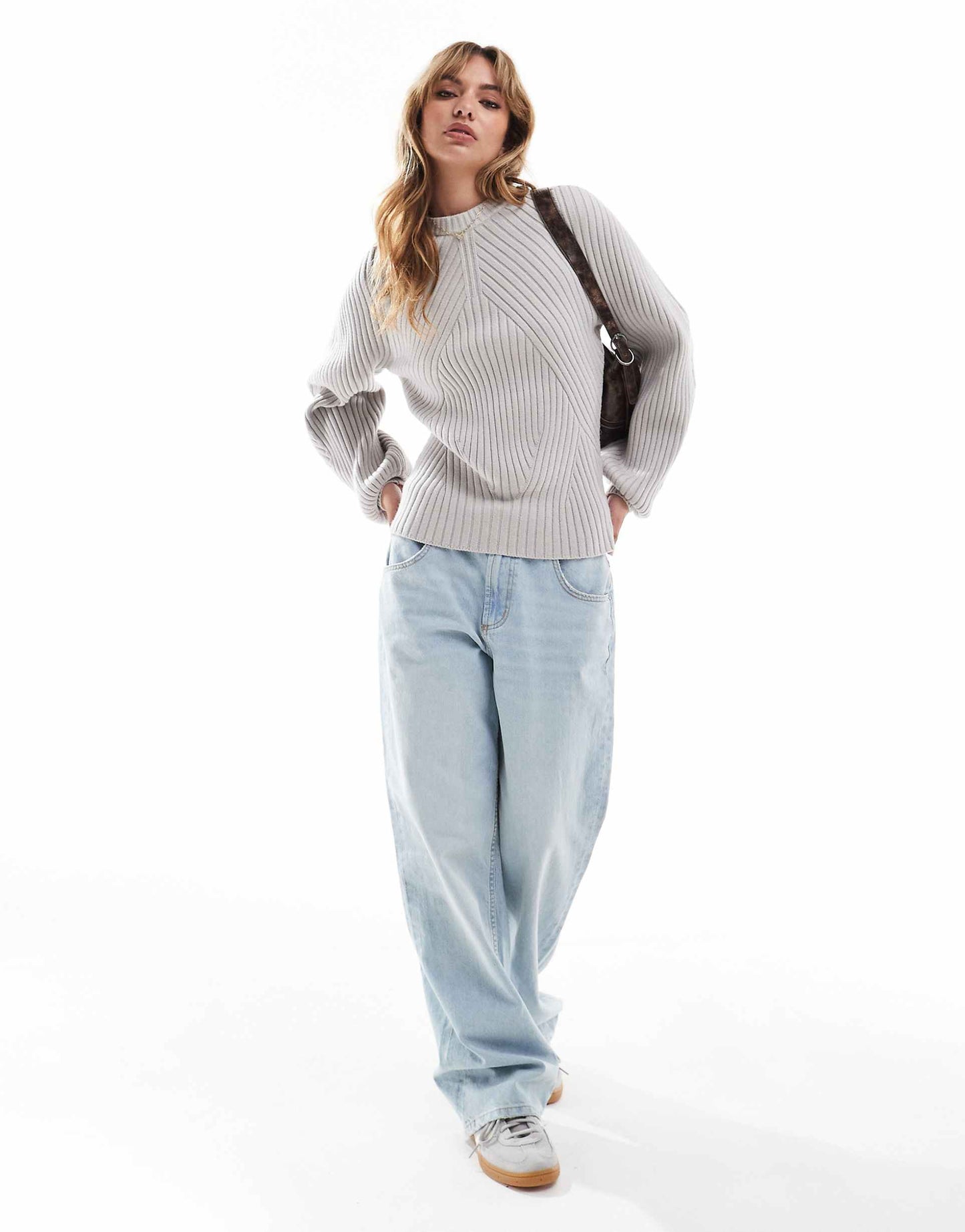 Knitted Structured Jumper With Volume Sleeve