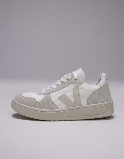 V-10 Suede Trainer