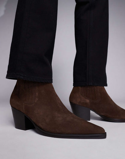 Chelsea Boots