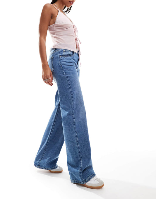 Low Rise Boyfriend Jeans