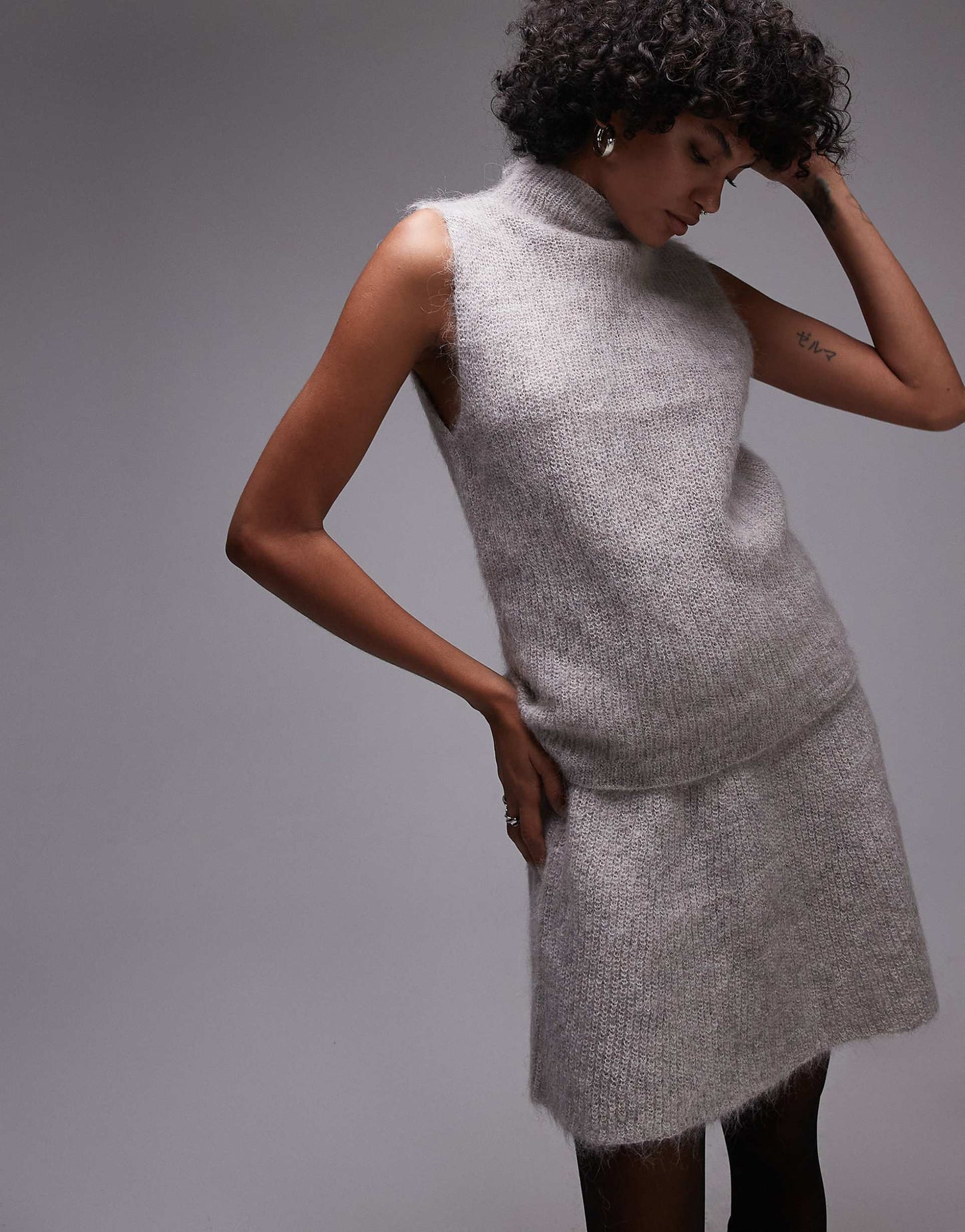 Femme High Neck Knitted Sleeveless Jumper