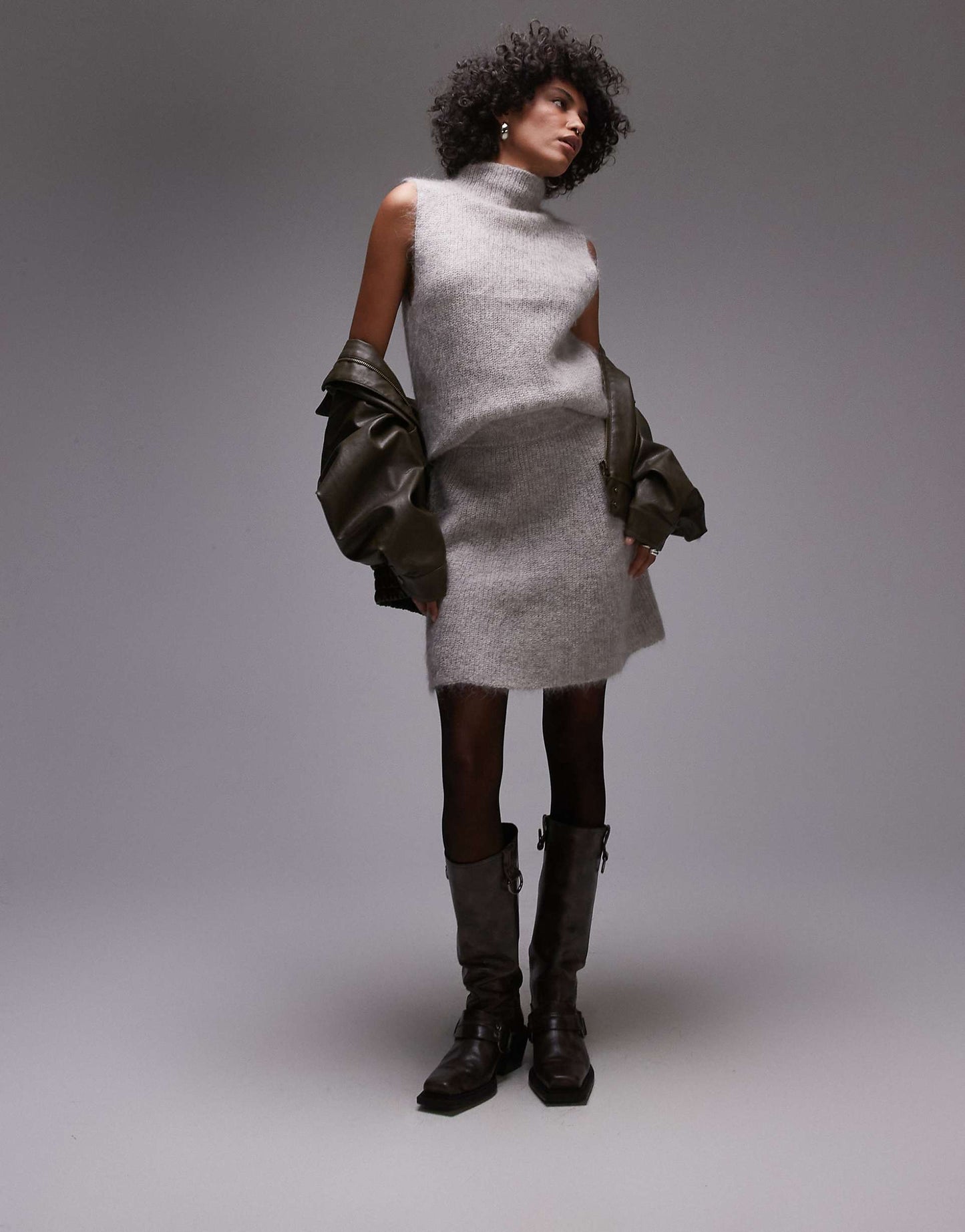 Femme High Neck Knitted Sleeveless Jumper