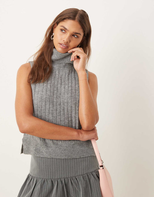 Ribbed High Neck Sleevless Knitted Vest