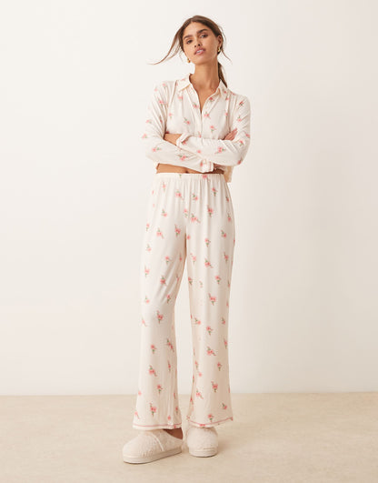 Ditsy Print Crop Long Sleeve Button Down And Boxer Trouser Pyjama Set