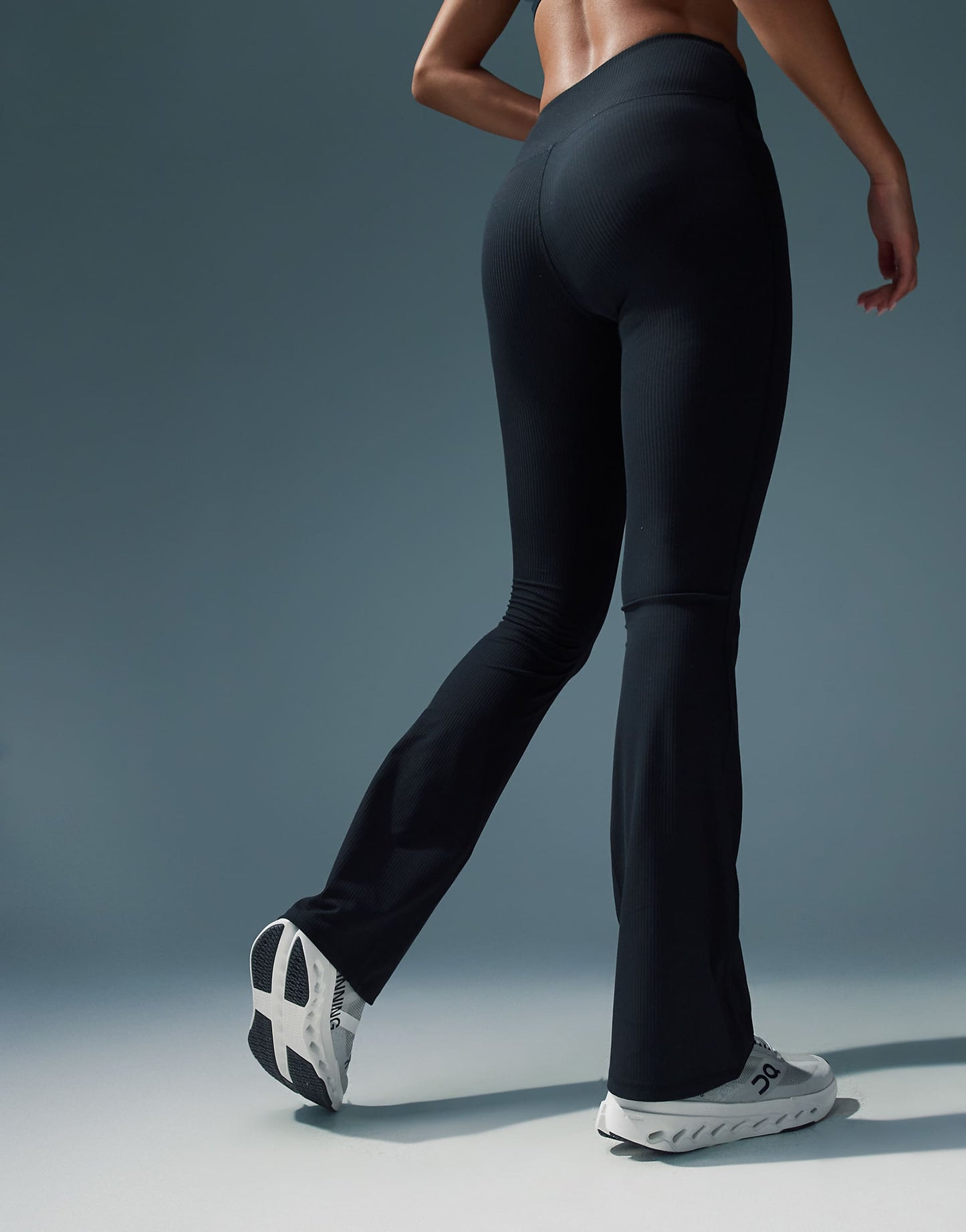 Soft Touch Rib Slim Kick Yoga Legging