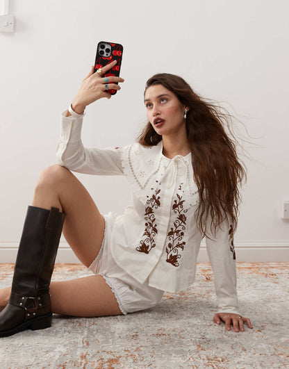 Fitted Collar Shirt With Western Embroidery Detail