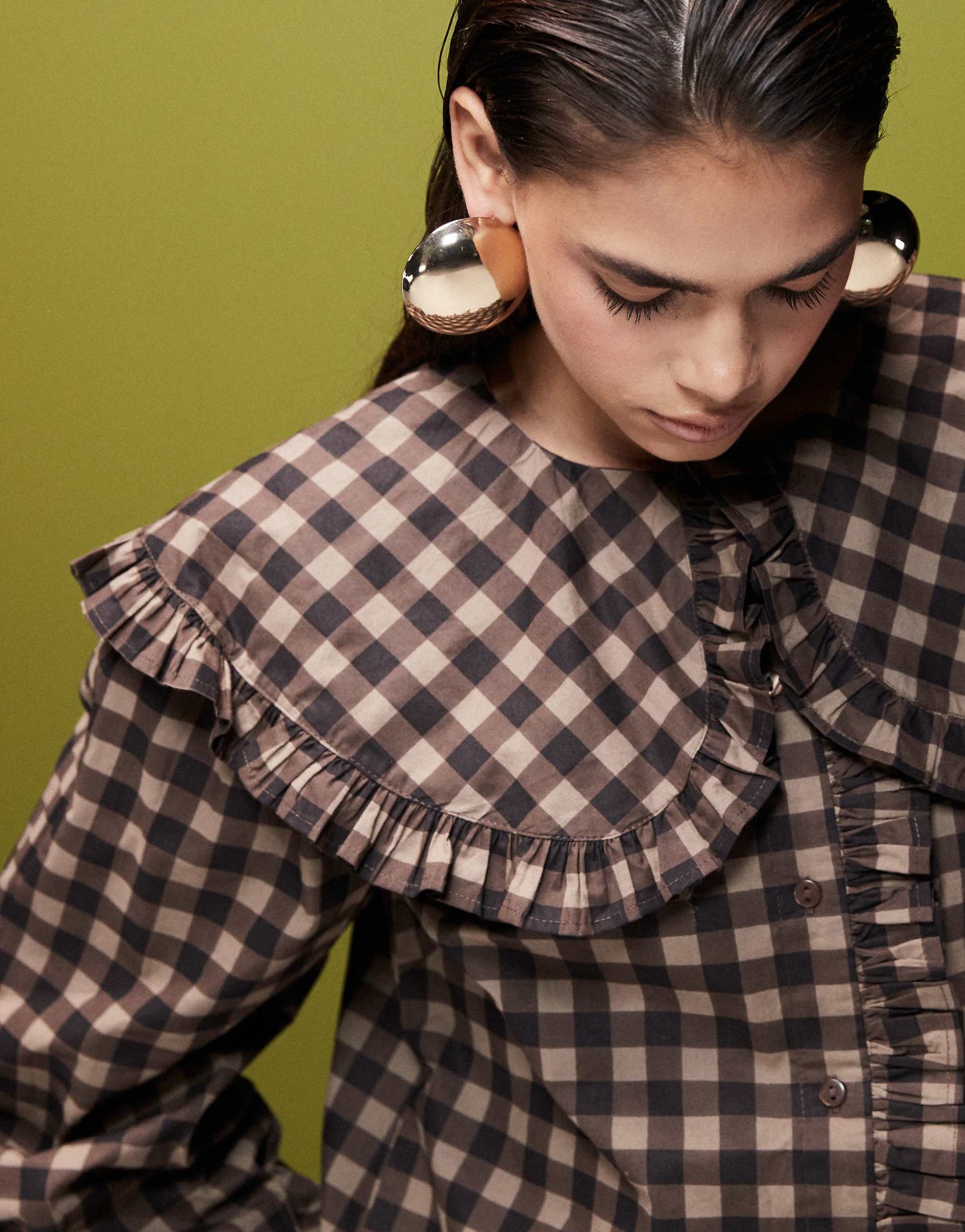 Shirt With Oversized Frill Collar