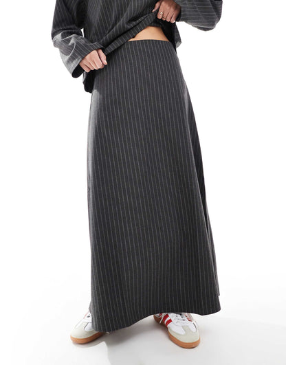 Volume Midi Skirt Co-Ord